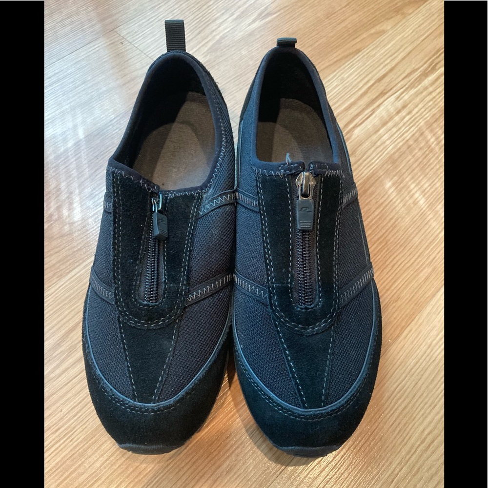 Easy spirit black with zipper sneaker